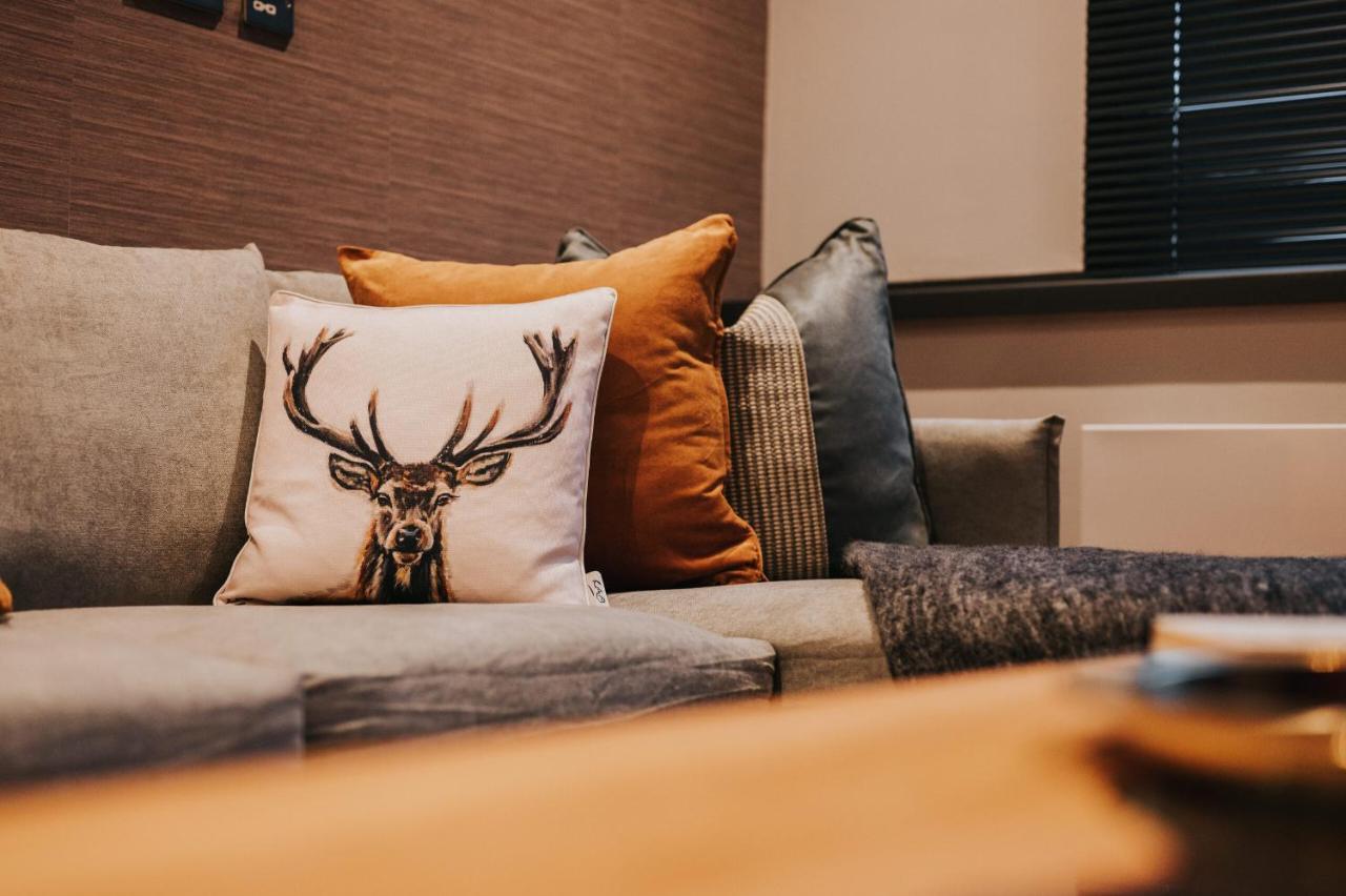 Circa17- Entire Apt, Free Parking, Gym, City Central & Free Netflix Bracknell Zewnętrze zdjęcie